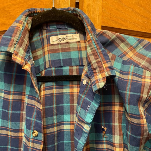 Vintage levis plaid button up - Picture 2 of 2